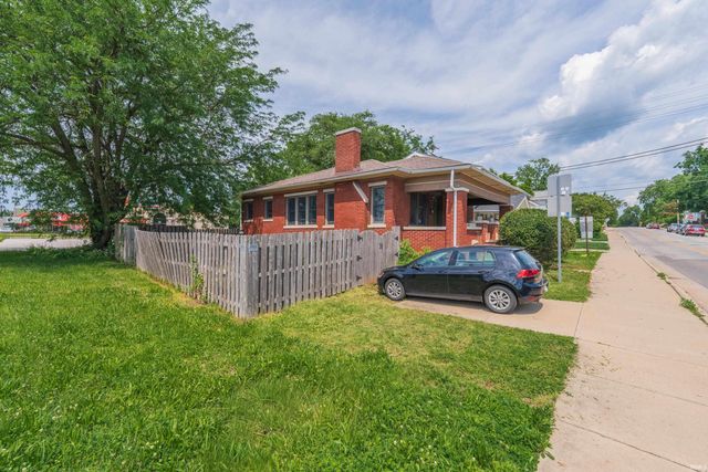 105 E 1st Street, Bloomington, IN 47401