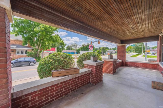 105 E 1st Street, Bloomington, IN 47401