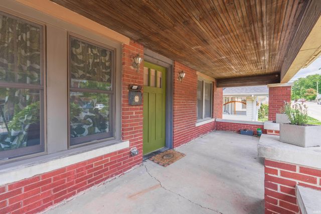 105 E 1st Street, Bloomington, IN 47401