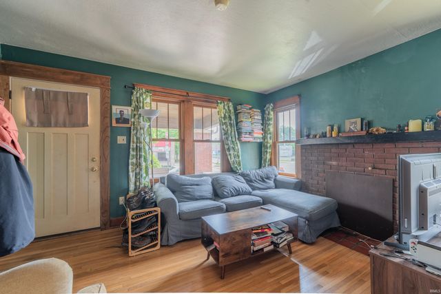 105 E 1st Street, Bloomington, IN 47401