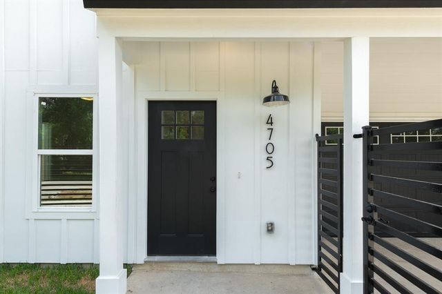 4705 Idaho Street, Houston, TX 77021