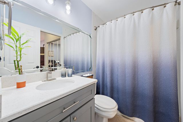 227 N Lakeshore Drive, Hypoluxo, FL 33462