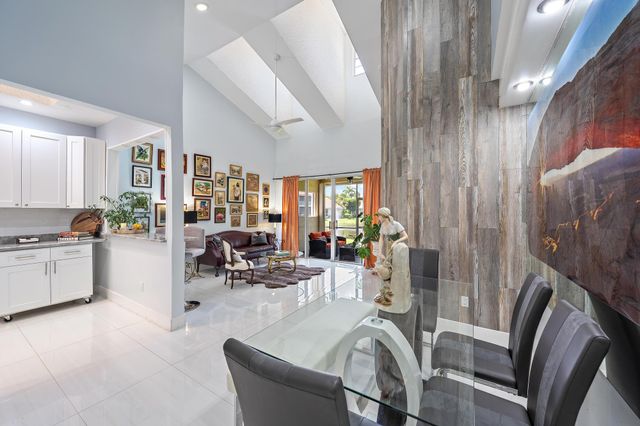 227 N Lakeshore Drive, Hypoluxo, FL 33462