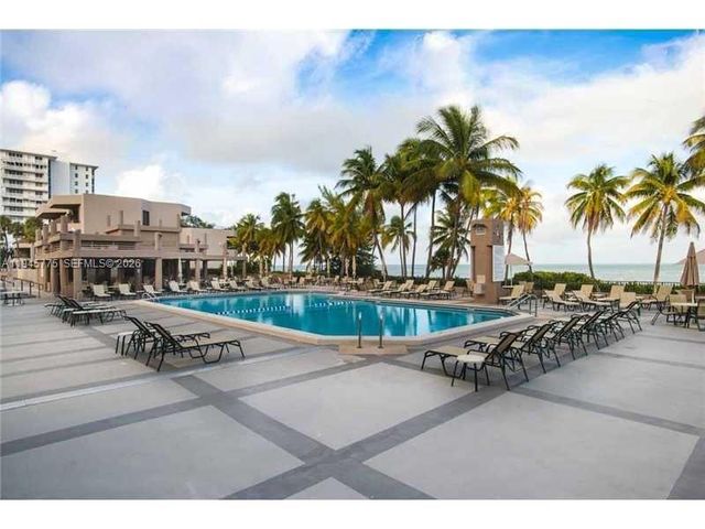 251 Crandon Blvd 309, Key Biscayne, FL 33149