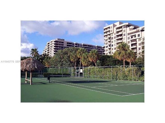 251 Crandon Blvd 309, Key Biscayne, FL 33149