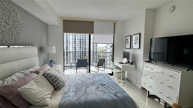 5252 NW 85th Ave 1203, Doral, FL 33166