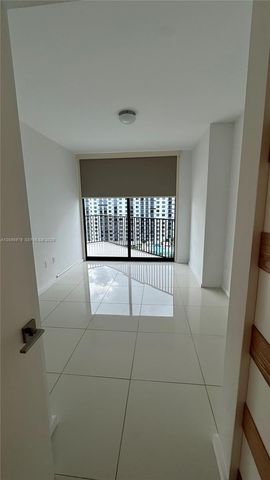 5252 NW 85th Ave 1203, Doral, FL 33166