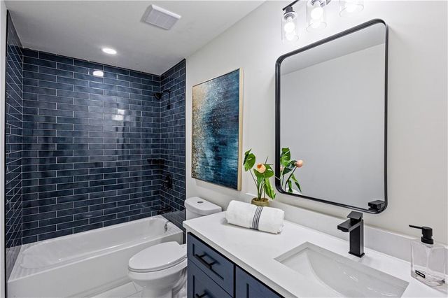 3252 Pinehill Drive, Decatur, GA 30032