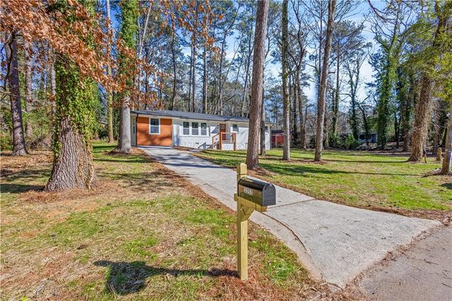 3252 Pinehill Drive, Decatur, GA 30032