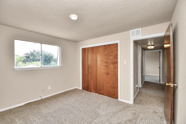 203 Kirkaldy Drive, Houston, TX 77015