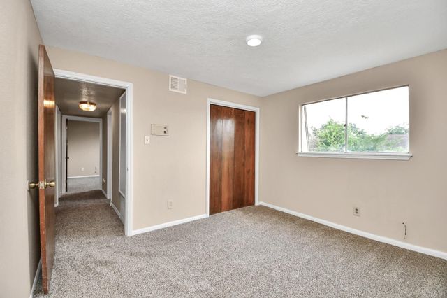 203 Kirkaldy Drive, Houston, TX 77015