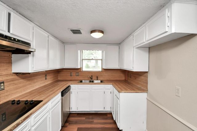 203 Kirkaldy Drive, Houston, TX 77015