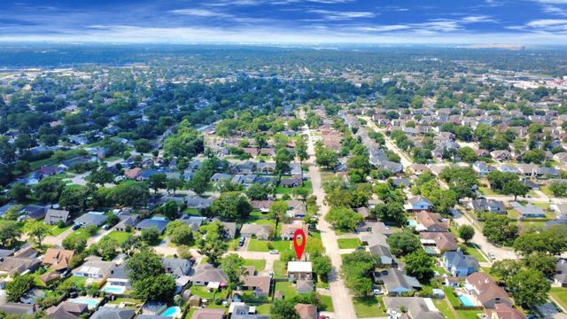 203 Kirkaldy Drive, Houston, TX 77015
