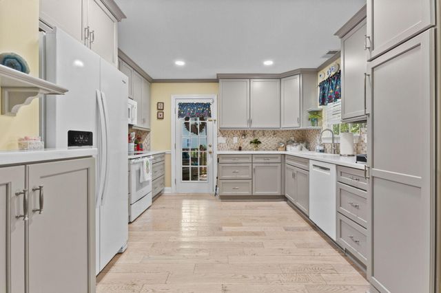 1947 High Meadow Street, Johns Island, SC 29455