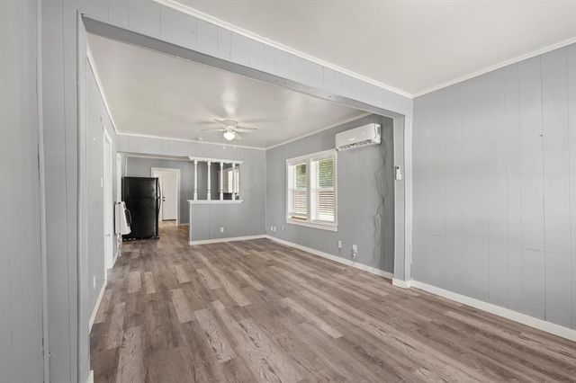 415 S 4th Avenue, Purcell, OK 73080