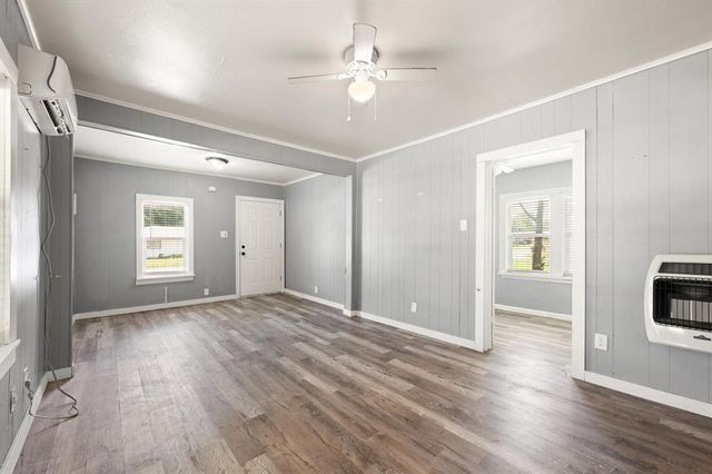 415 S 4th Avenue, Purcell, OK 73080