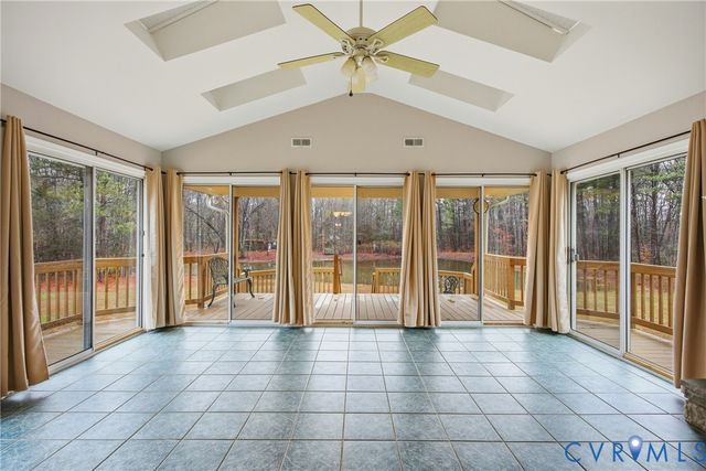 17218 Old Ridge Rd, Montpelier, VA 23192