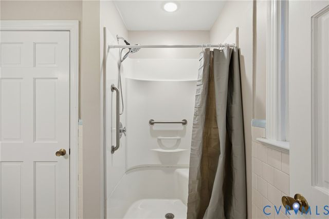 17218 Old Ridge Rd, Montpelier, VA 23192