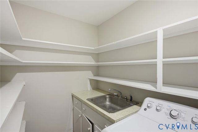 17218 Old Ridge Rd, Montpelier, VA 23192