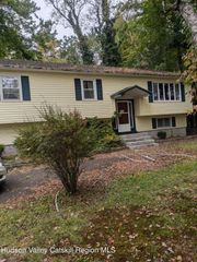 18 Tonche Terrace, Shokan, NY 12481
