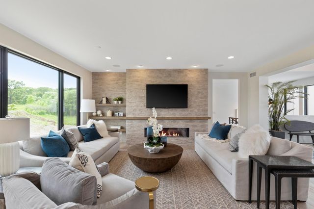 13169 Diamond Path, Apple Valley, MN 55124