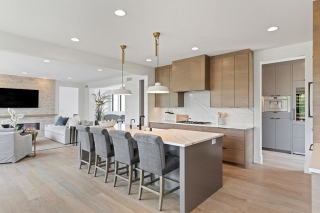 13169 Diamond Path, Apple Valley, MN 55124