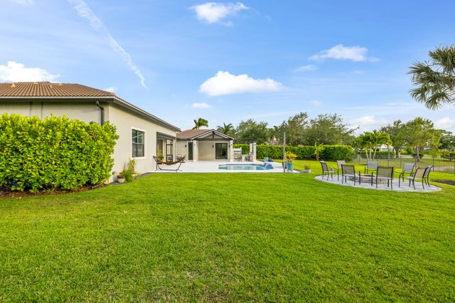 868 SW Habitat Lane, Palm City, FL 34990