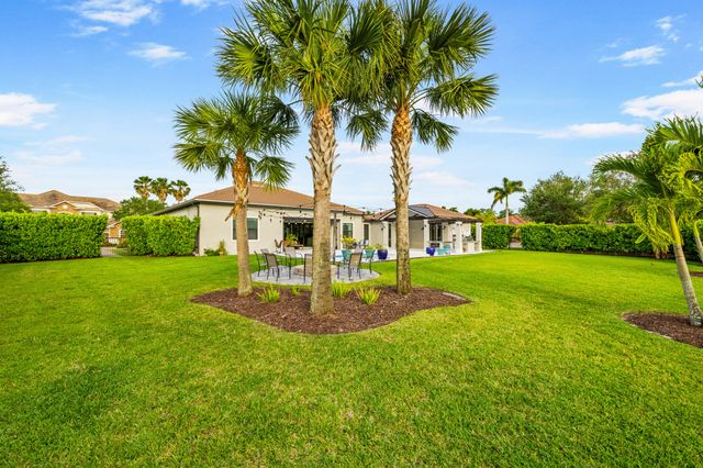 868 SW Habitat Lane, Palm City, FL 34990