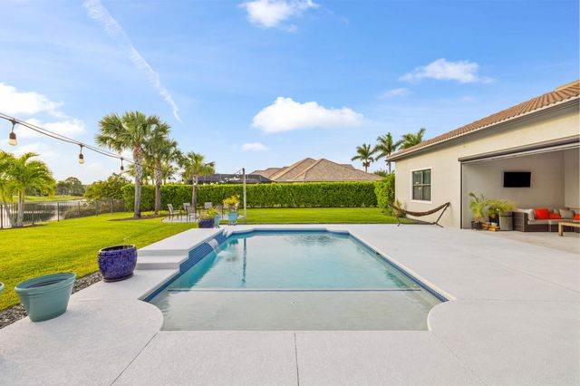 868 SW Habitat Lane, Palm City, FL 34990
