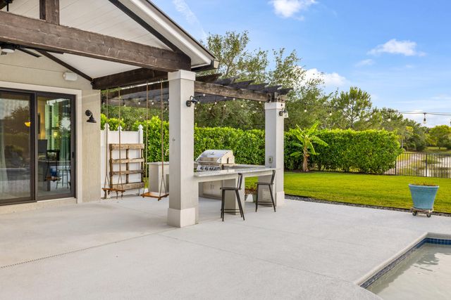 868 SW Habitat Lane, Palm City, FL 34990
