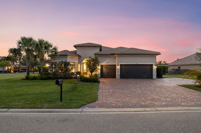 868 SW Habitat Lane, Palm City, FL 34990