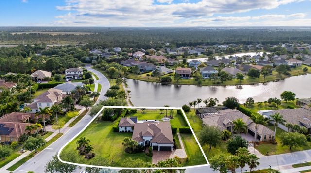 868 SW Habitat Lane, Palm City, FL 34990