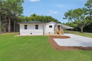 110 Howard Road, Barnesville, GA 30204