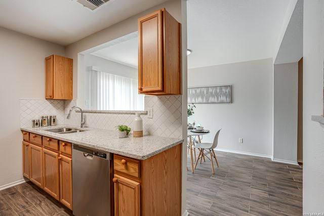 11138 Ranger Cavern, San Antonio, TX 78254