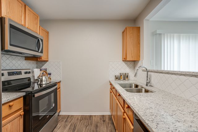 11138 Ranger Cavern, San Antonio, TX 78254