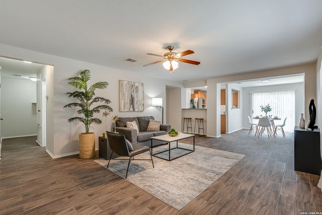 11138 Ranger Cavern, San Antonio, TX 78254