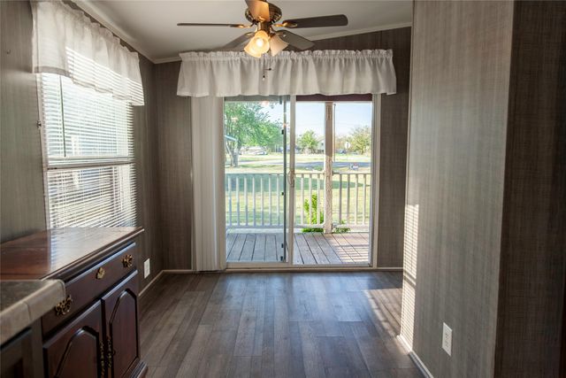 112 SE Front Street A, Bailey, TX 75452