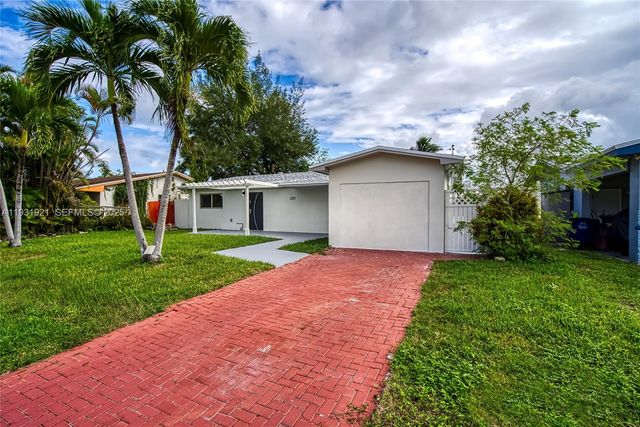 251 SW 9th Ave, Hallandale Beach, FL 33009
