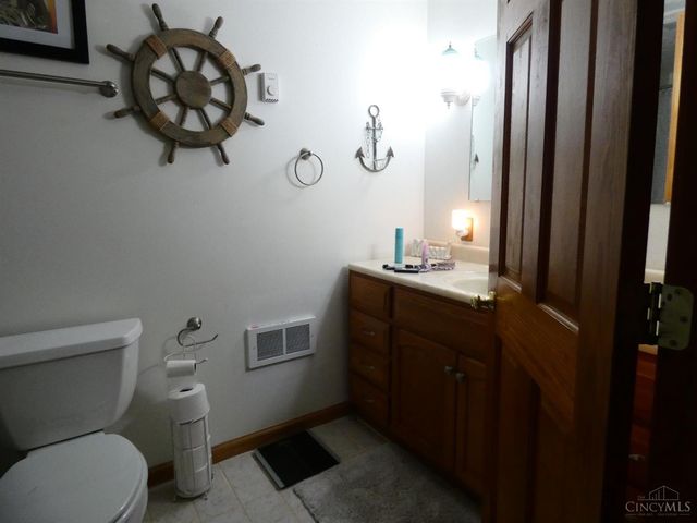 11251 Petersburg Road, Hillsboro, OH 45133