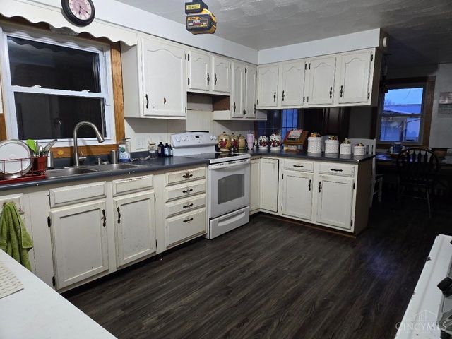 11251 Petersburg Road, Hillsboro, OH 45133