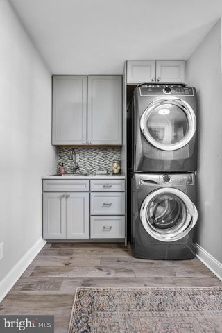 10 YORKSHIRE DR, Medford, NJ 08055