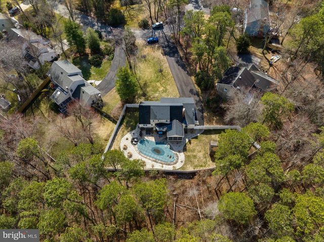 10 YORKSHIRE DR, Medford, NJ 08055