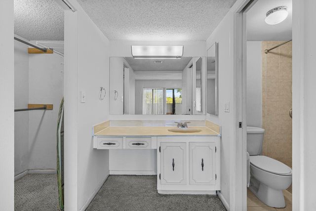 3905 N Nob Hill Road 300, Sunrise, FL 33351