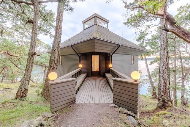 311 East Cove Road, Decatur Island, WA 98221