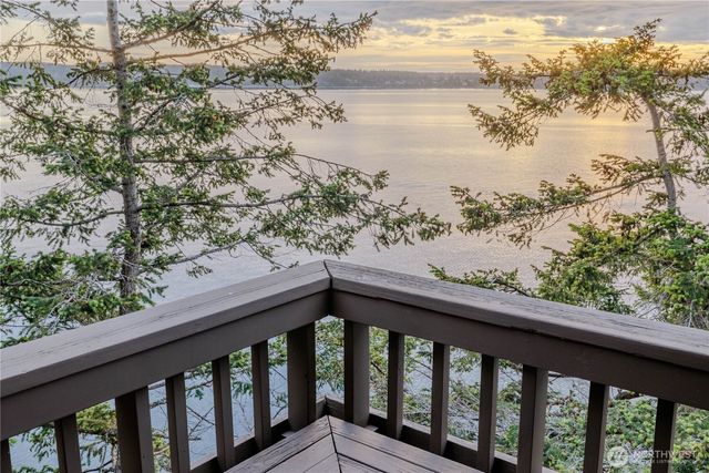 311 East Cove Road, Decatur Island, WA 98221