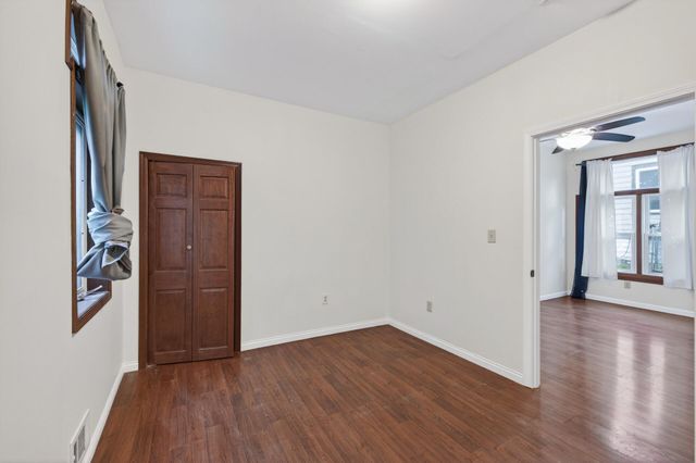1067 Wilson Avenue, Saint Paul, MN 55106