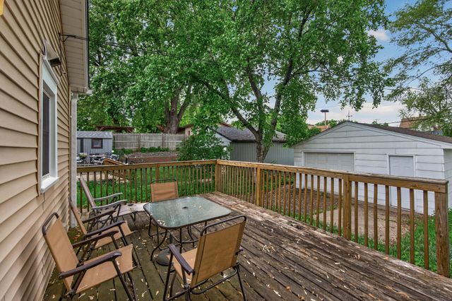 1067 Wilson Avenue, Saint Paul, MN 55106
