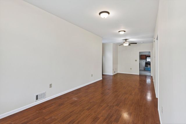 1067 Wilson Avenue, Saint Paul, MN 55106