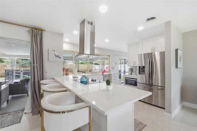 2136 NE 64th Street, Fort Lauderdale, FL 33308