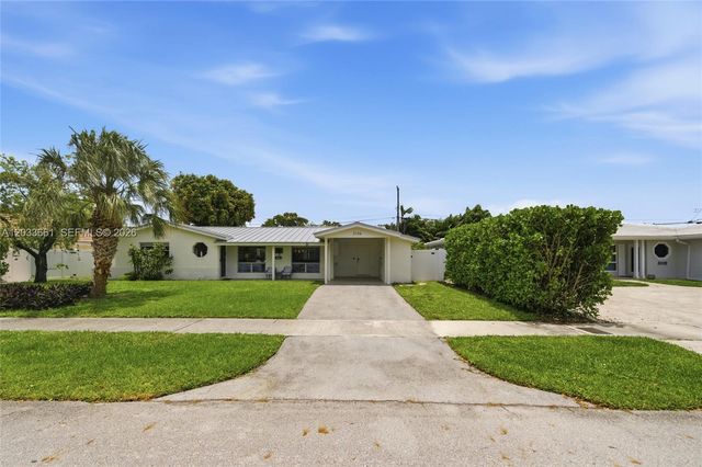 2136 NE 64th Street, Fort Lauderdale, FL 33308